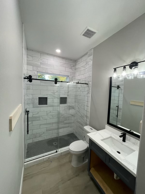 A beautifully installed shower door